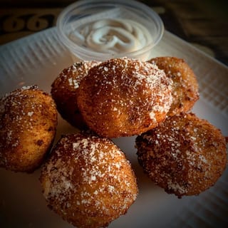 6 Jalapeno Poppers